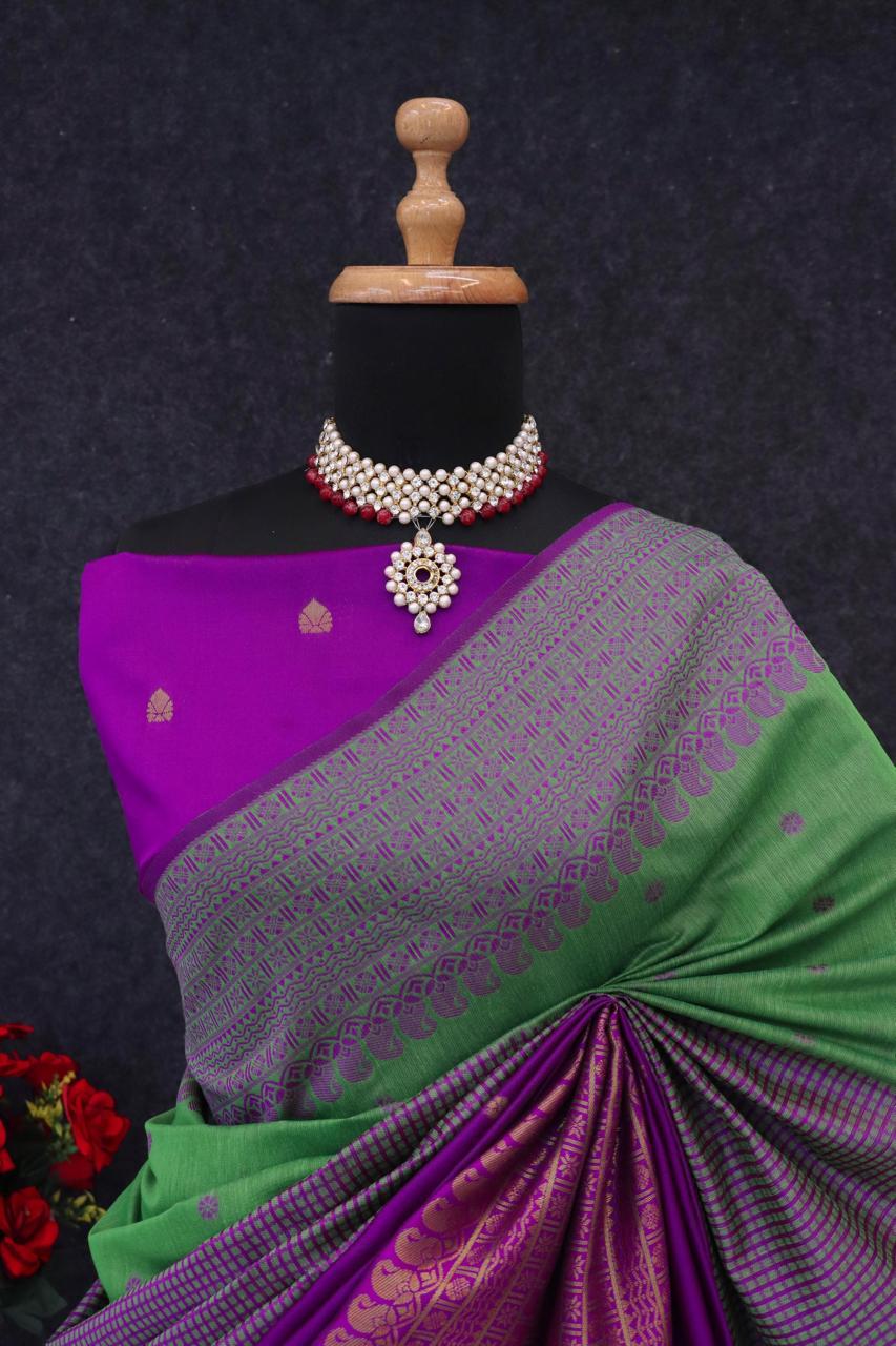 Kalyani Cotton With Gold Jari Silk Saree - Image 3
