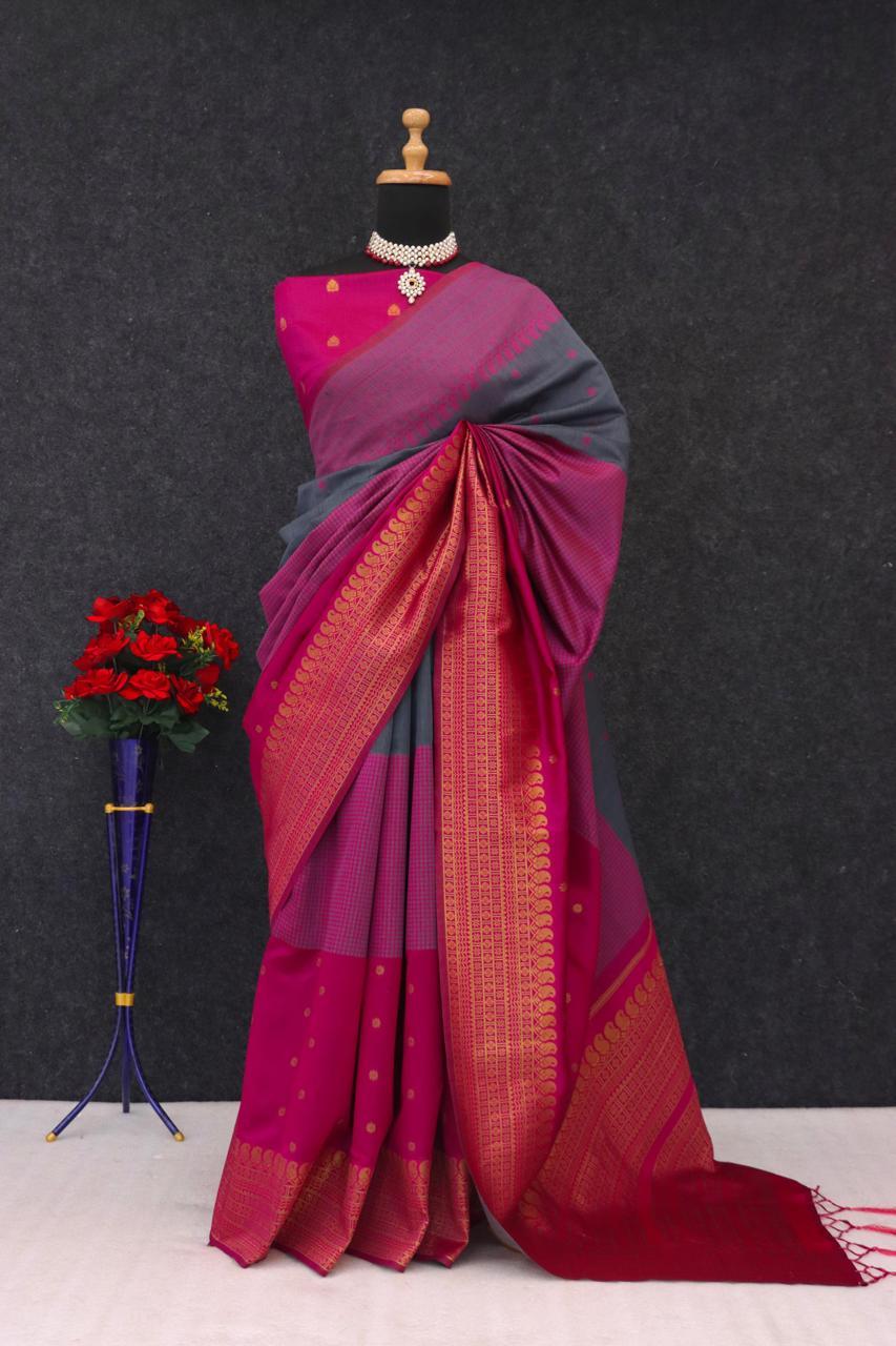 Kalyani Cotton With Gold Jari Silk Saree - Image 19